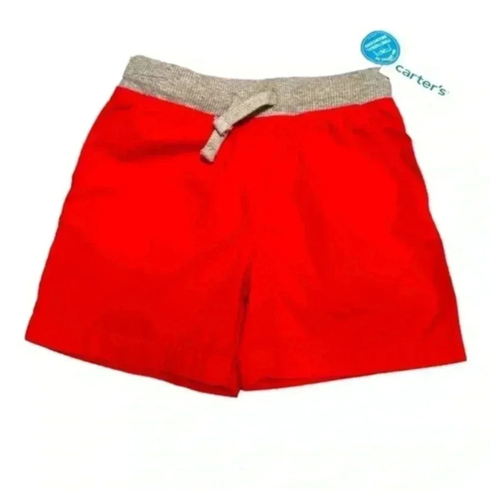 NWT CARTERS BOYS 2T TODDLER RED SHORTS